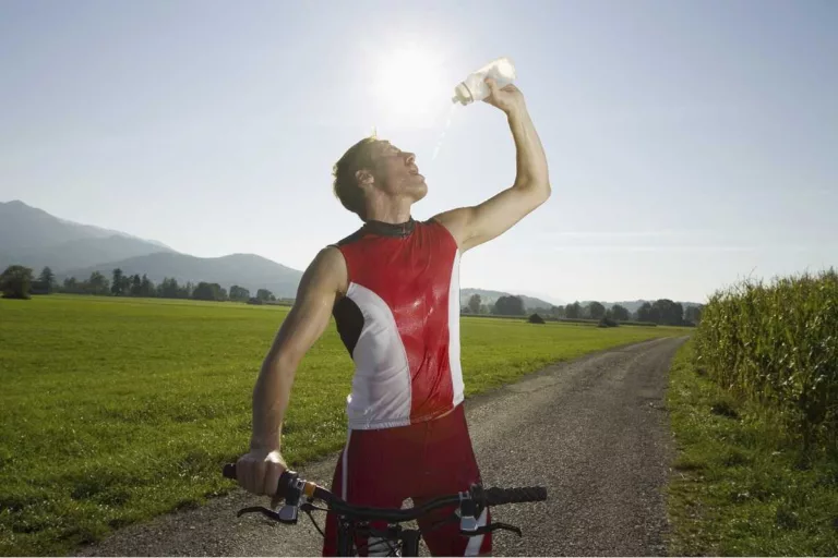 3 Perks of Hot-Weather Workouts